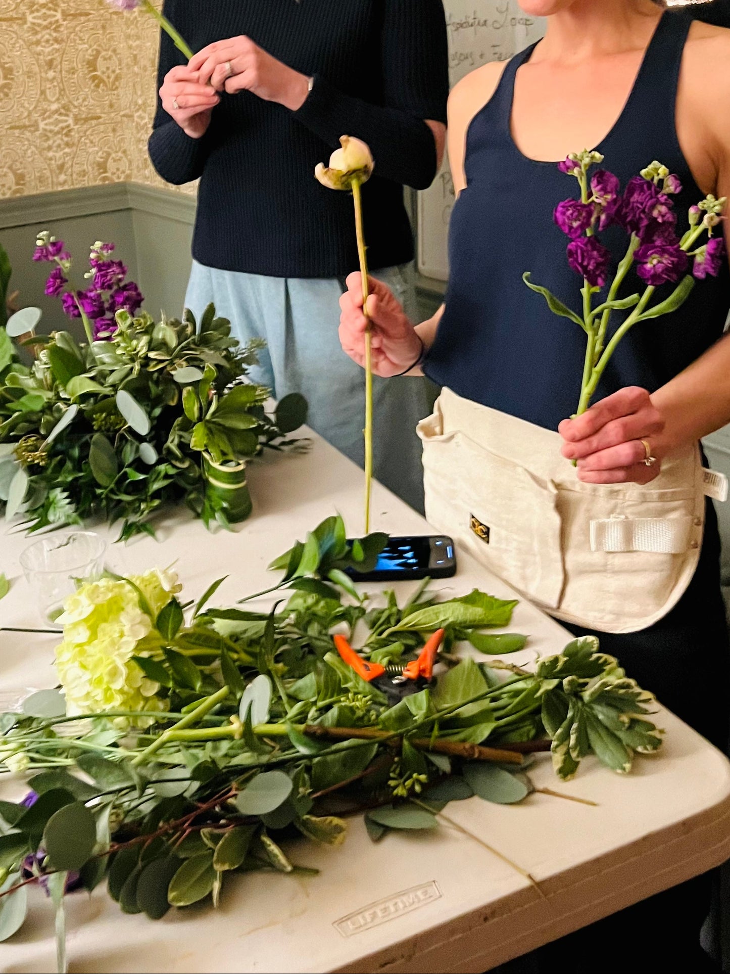 1 Hour Group Flower Arranging Workshop